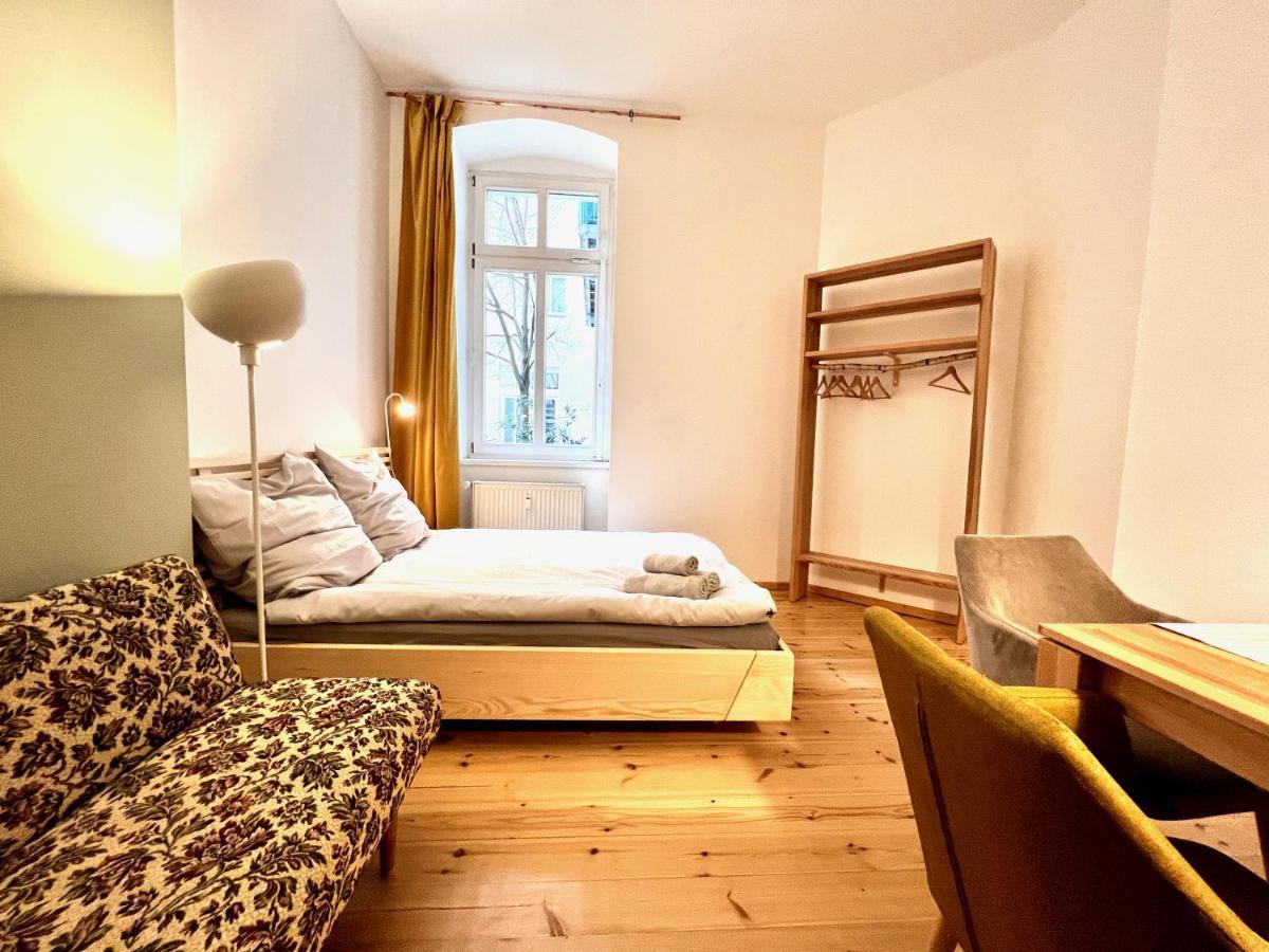 Gemuetliche 2-Zimmer-Wohnung Zentral Friedrichshain เบอร์ลิน ภายนอก รูปภาพ