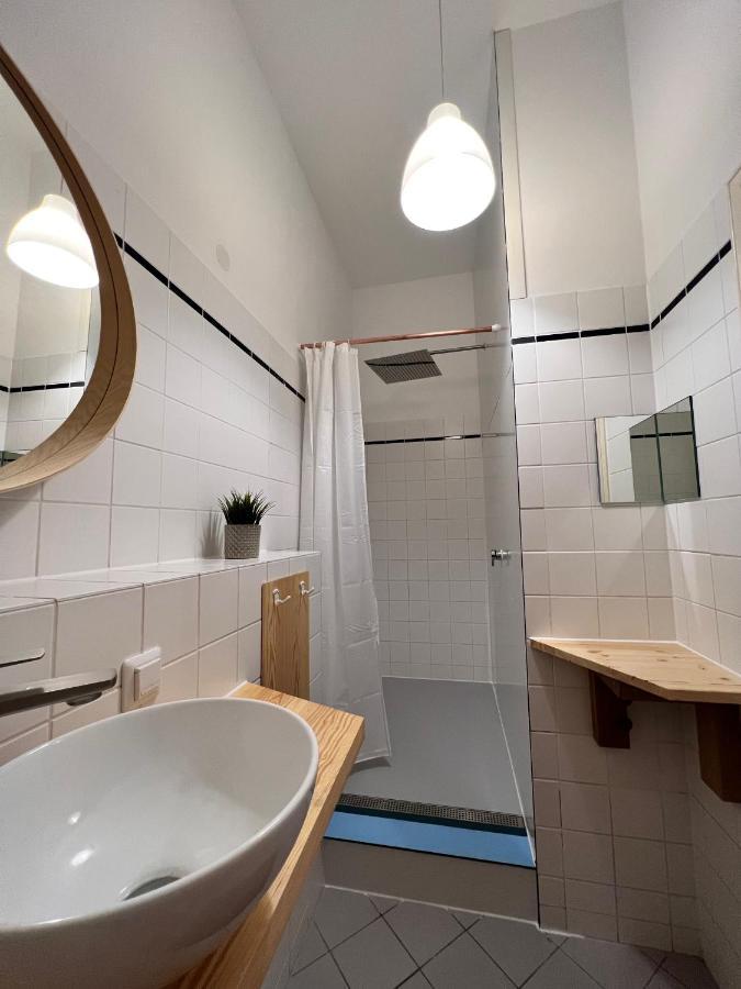 Gemuetliche 2-Zimmer-Wohnung Zentral Friedrichshain เบอร์ลิน ภายนอก รูปภาพ
