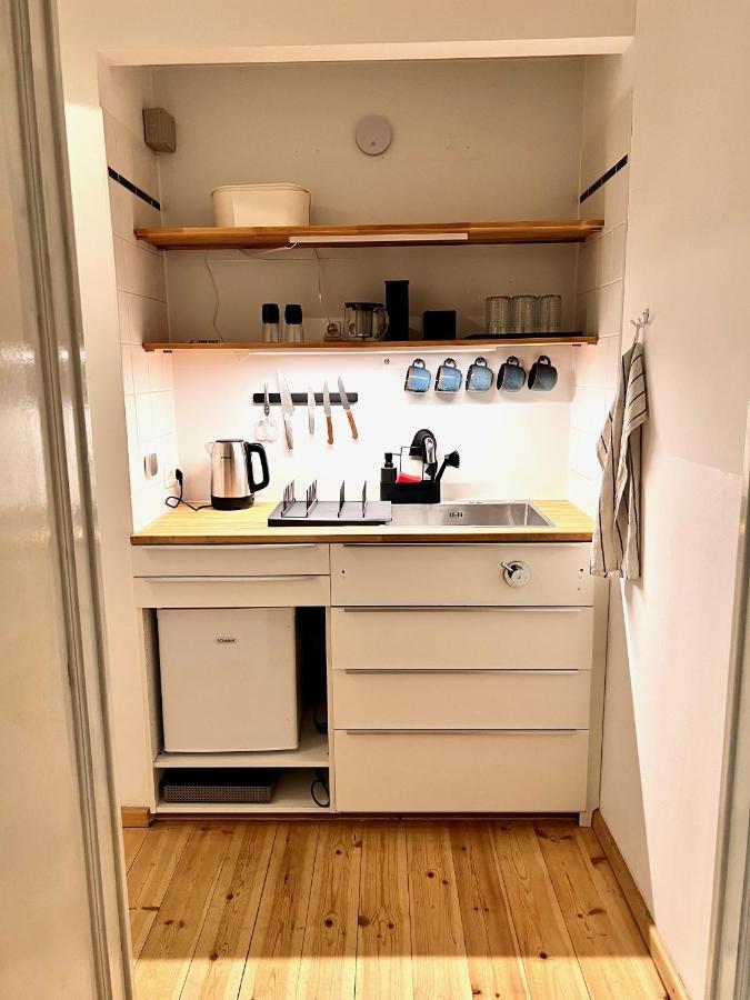 Gemuetliche 2-Zimmer-Wohnung Zentral Friedrichshain เบอร์ลิน ภายนอก รูปภาพ