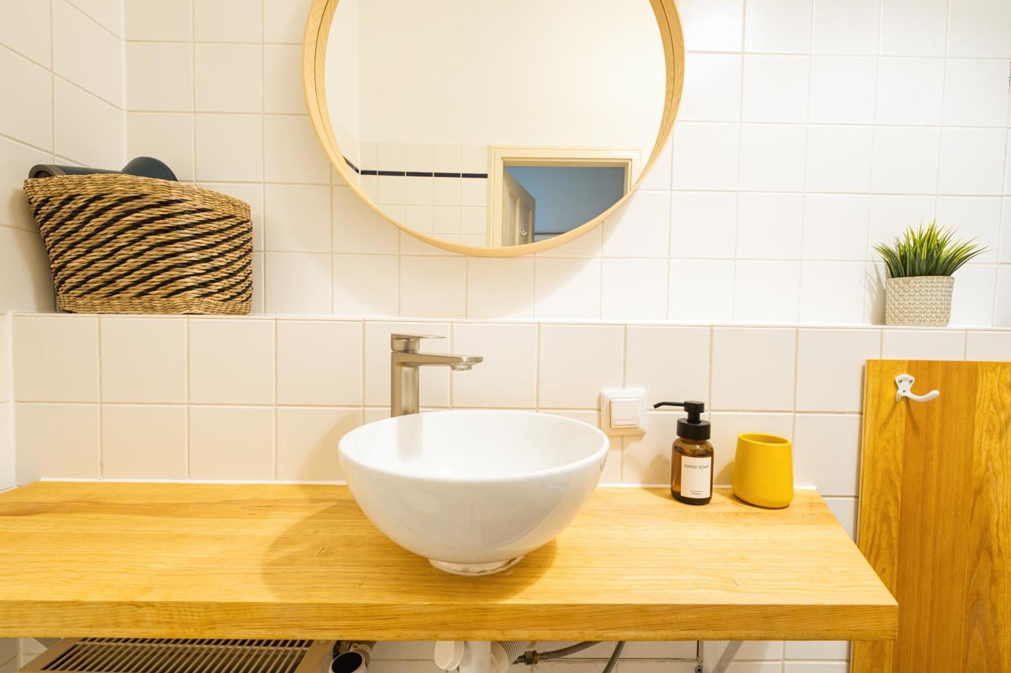Gemuetliche 2-Zimmer-Wohnung Zentral Friedrichshain เบอร์ลิน ภายนอก รูปภาพ